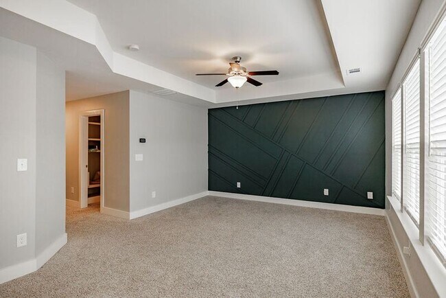 Building Photo - 38 Auburn Wds Dr