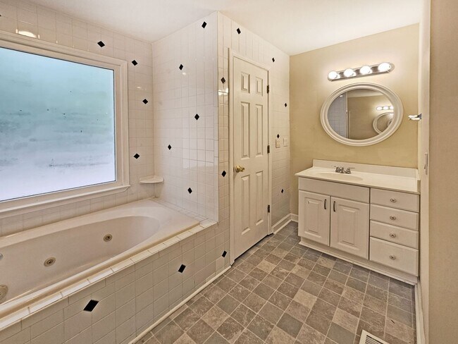 Building Photo - COMING: Spacious East Cobb Cape Cod with Main-Level Primary Suite & 3-Car Garage