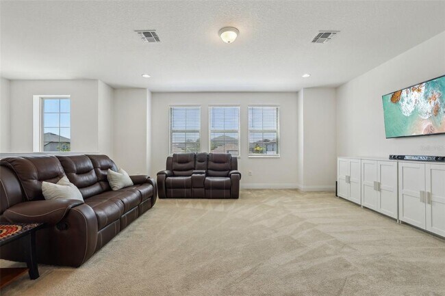 Building Photo - 17226 Hickory Wind Dr