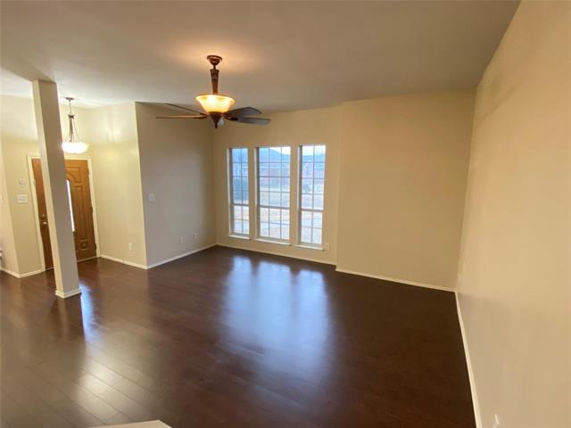 Building Photo - 550 Monarch Dr