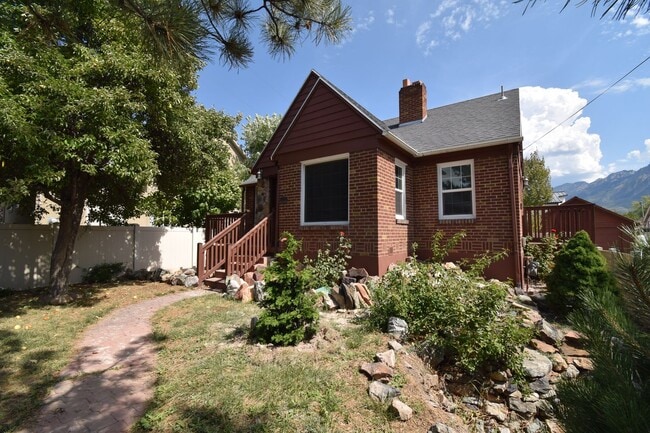 Building Photo - Amazing Home in Millcreek with Backyard Oasis!