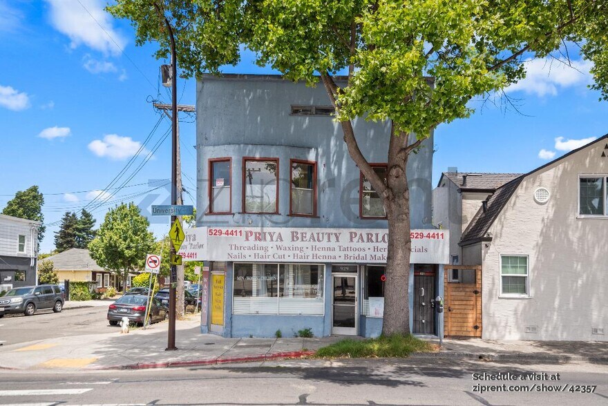 Building Photo - 931 University Ave