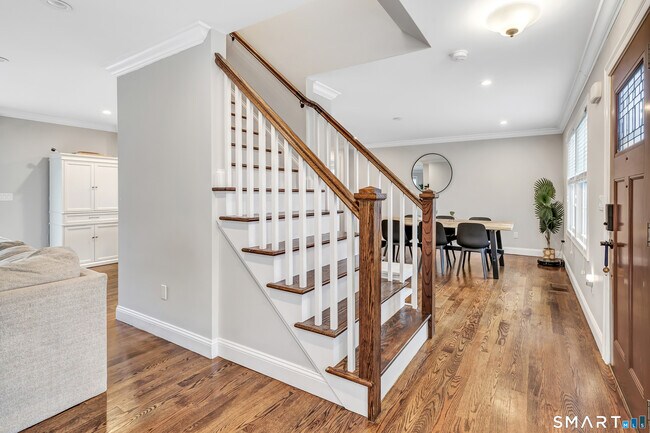 Building Photo - 44 Morehouse Hwy