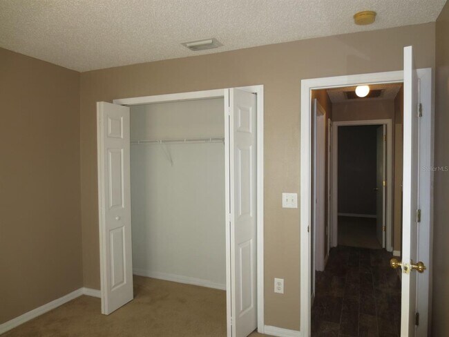 Building Photo - 3106 Pine Top Dr
