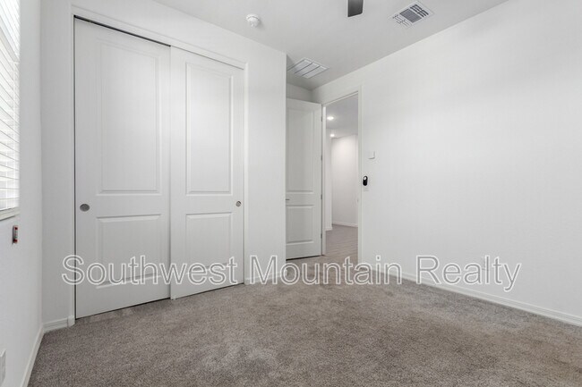 Building Photo - 22862 E Bonanza Way