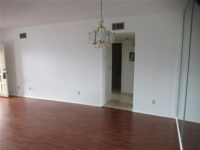 Building Photo - 2286 Norwegian Dr