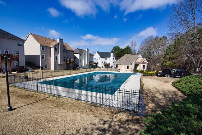 Building Photo - Available Now! – Beautiful 4-Bedroom Home in Loganville, GA!