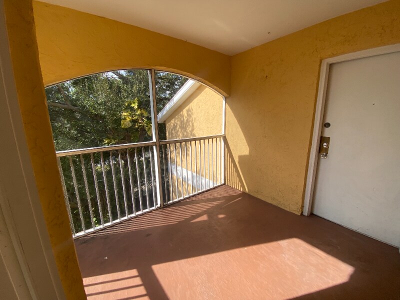 Building Photo - 2667 NW 33rd St