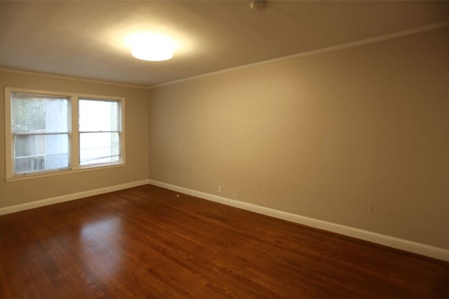 Building Photo - OPEN HOUSE: Sunday (5/4) 3:30-4:00pm Nob H...