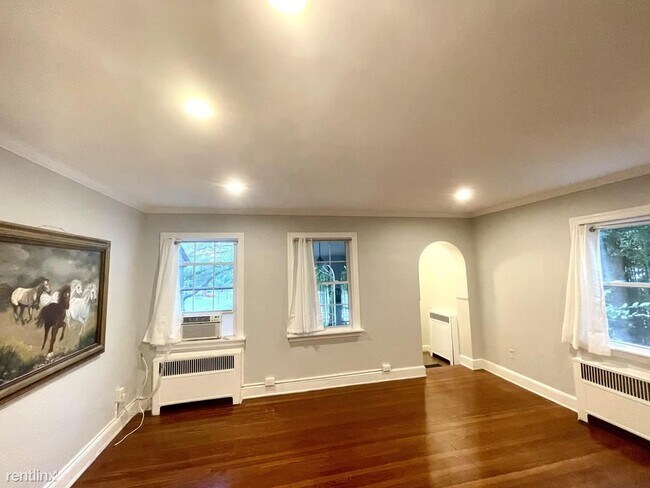 Building Photo - 4 br, 3 bath House - 4447 P St NW