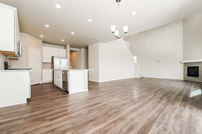 Building Photo - 9241 Rifle St