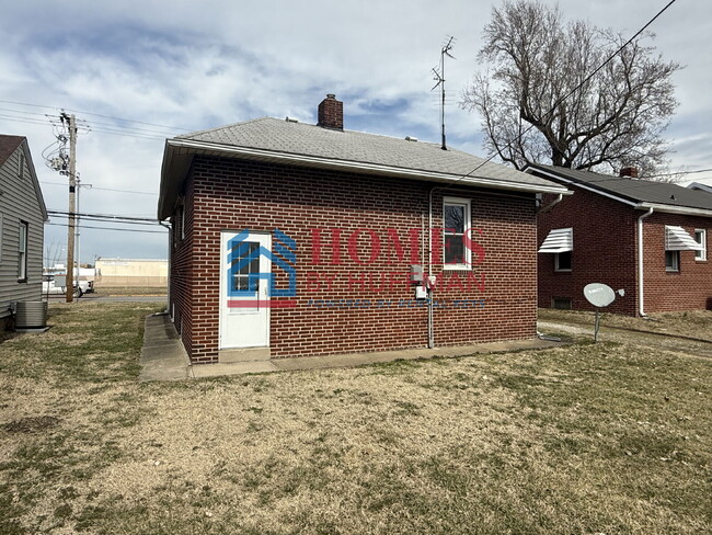 Building Photo - Brick | Two Bedroom House