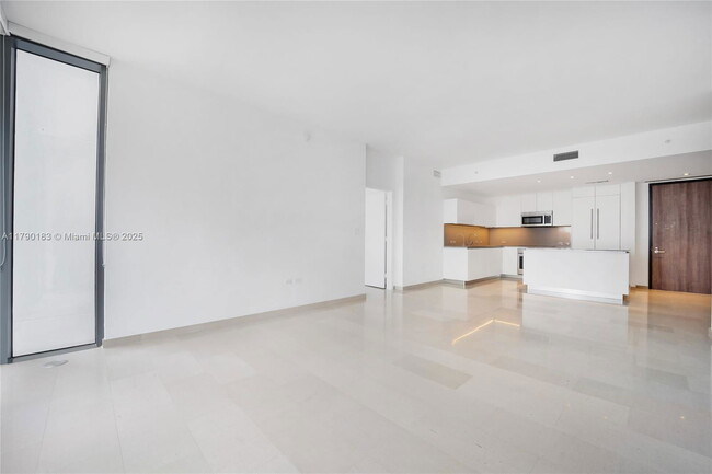 Building Photo - 88 SW 7th St