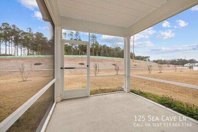 Building Photo - 125 Sea Cave Ln