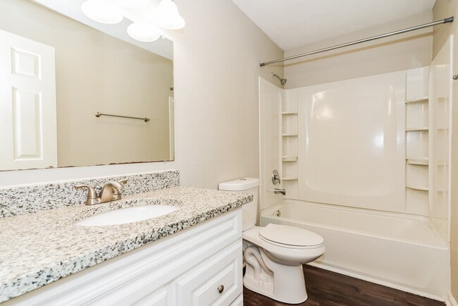 Building Photo - 3001 High Rigger Dr