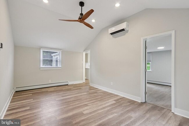 Building Photo - 2774 Woodland Ave