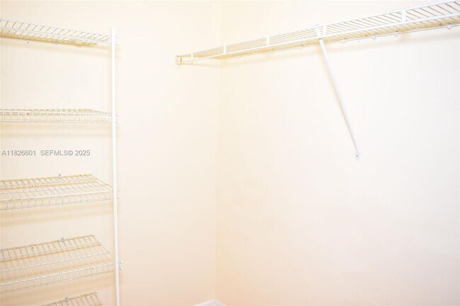 Building Photo - 4459 Carambola Cir S