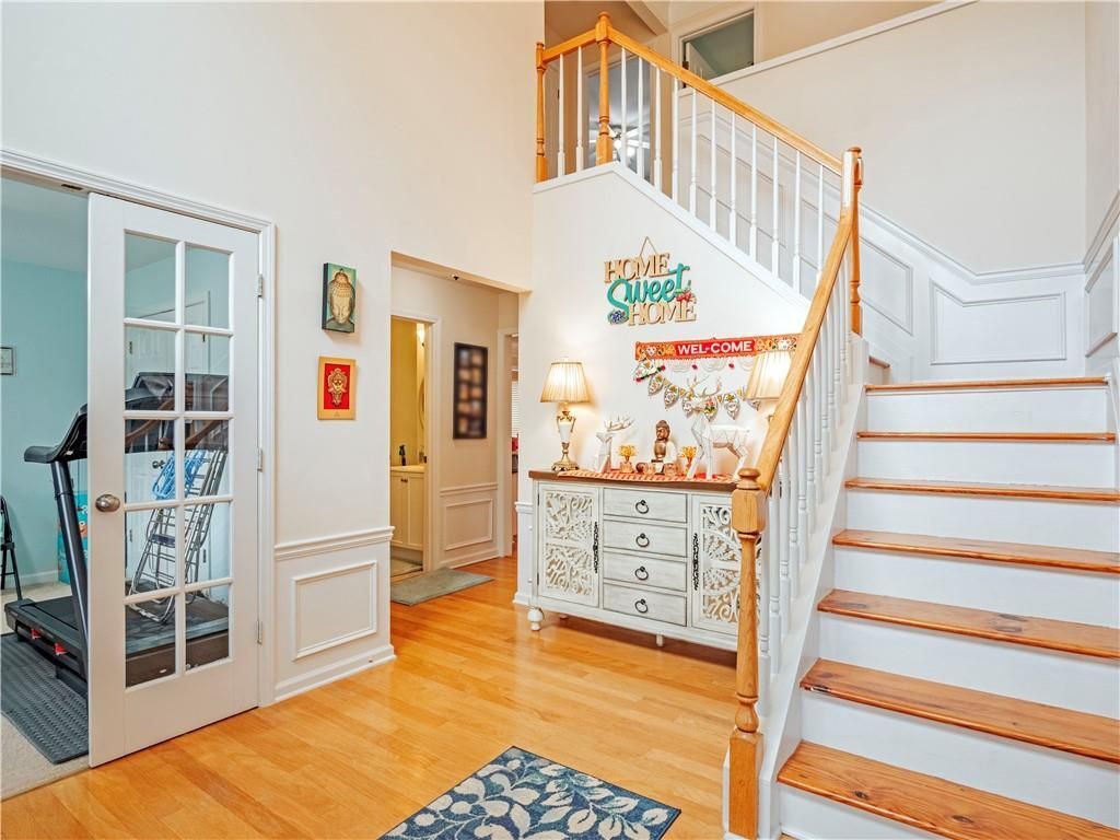 Building Photo - 10910 Chatburn Way