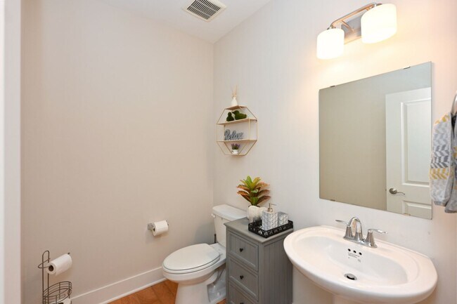 Building Photo - **EXECUTIVE 2022-BUILT HOME IN WILLIAMSON ...