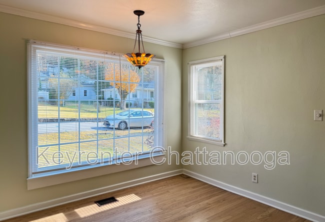 Building Photo - 4803 Orchard View Dr