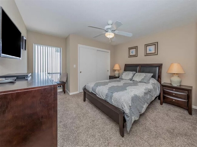 Building Photo - 1585 Tarpon Center Dr