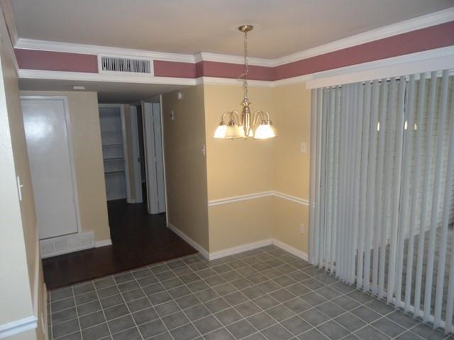 Building Photo - 4029 Longstraw Dr