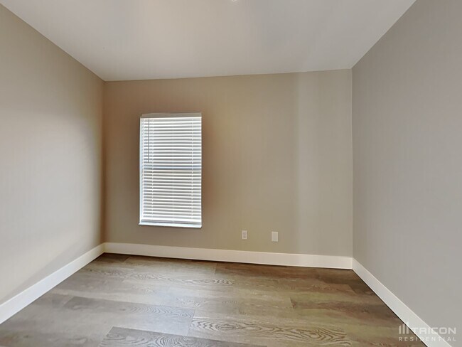 Building Photo - 11217 Summer Star Dr