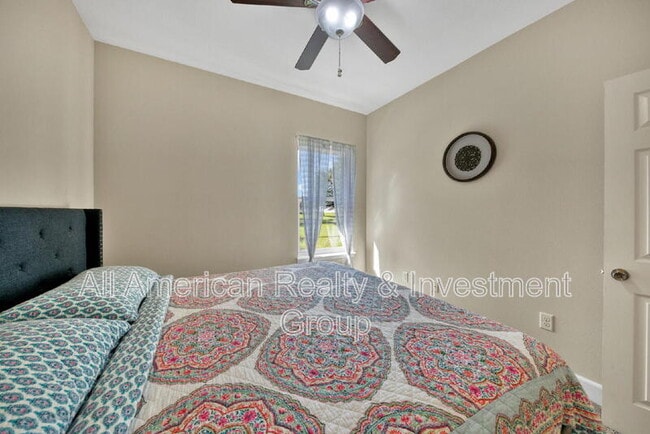 Building Photo - 511 Arbor Lake Dr