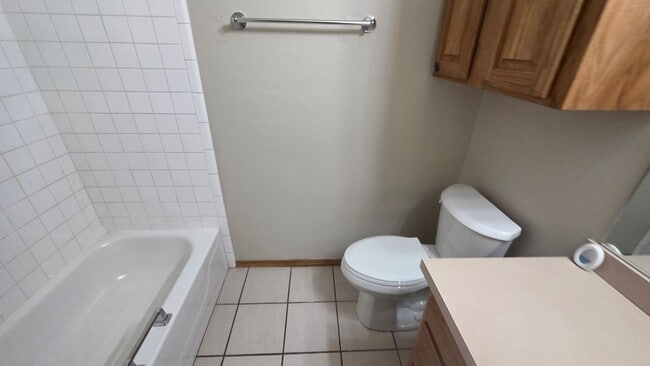 Building Photo - 3 Bed 2 Bath in Oklahoma City!