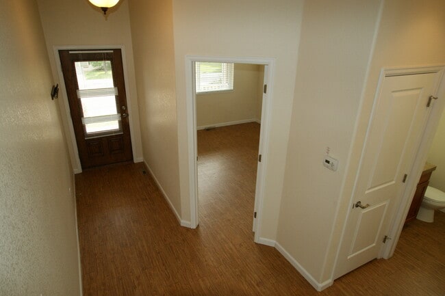 Building Photo - 426 Saint Ida Cir