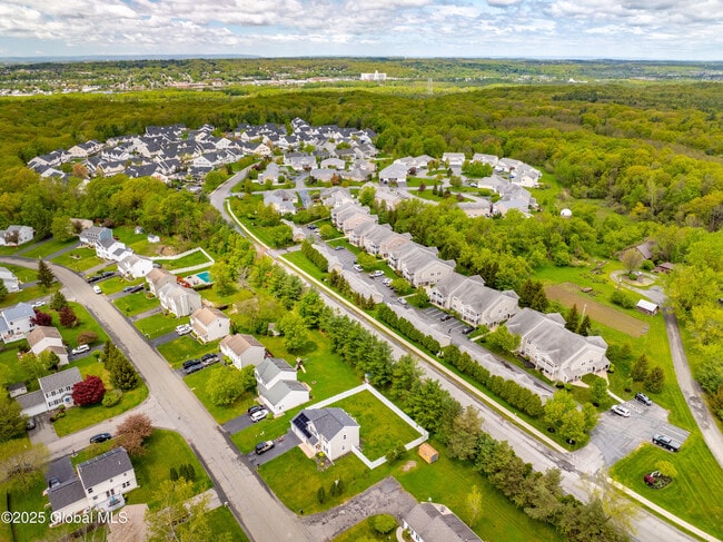 Building Photo - 108 Evergreen Pl
