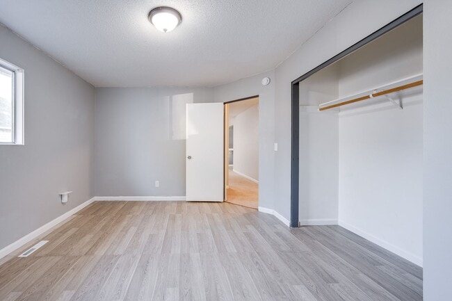 Building Photo - Charming, Partially Remodeled 4-Bedroom Ho...