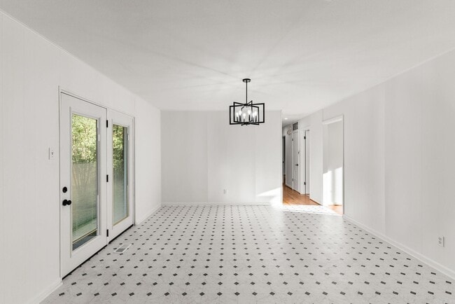 Building Photo - 26 Frostwood Dr