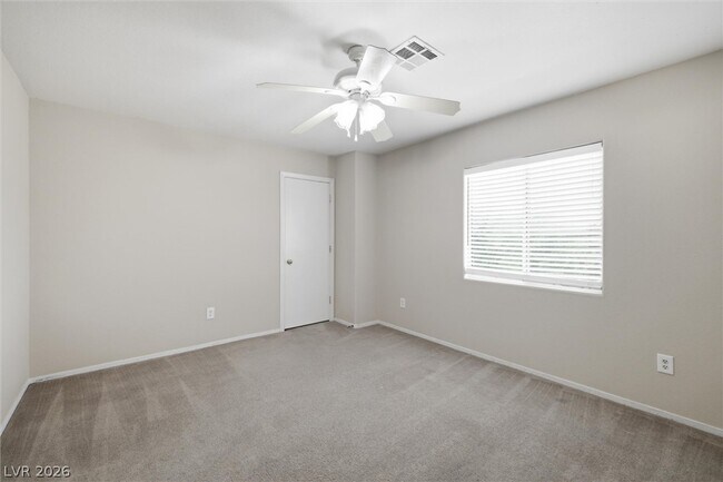 Building Photo - 528 Round Reign Ave