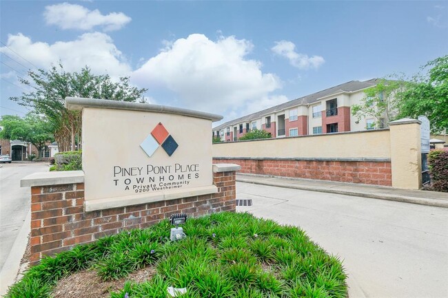 Building Photo - 9200 Westheimer Rd
