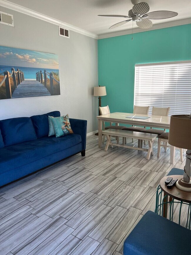 Building Photo - 2280 San Vital Dr