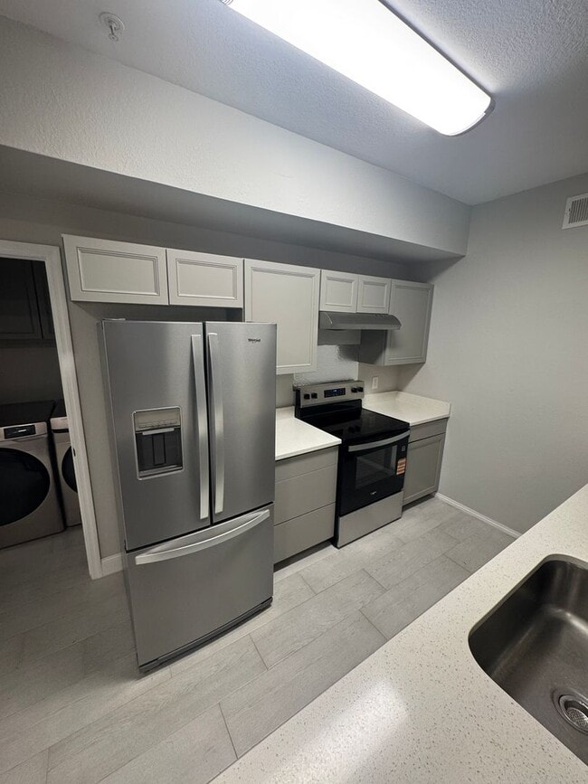 Building Photo - 2 Bedroom, 2 Bath, 1st Floor Condo in Lakes at Viera