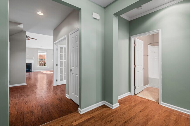 Building Photo - 10777 White Dogwood Dr