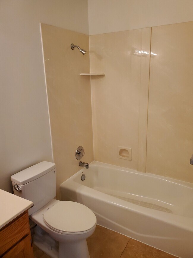 Building Photo - 4785 Dorilee Dr
