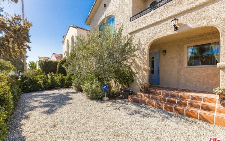Front of house - 8251 W 4th St