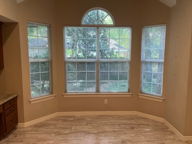 Building Photo - 110 S Mill Trace Dr