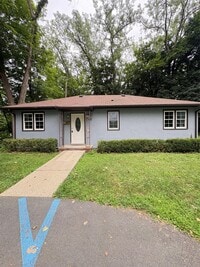 Building Photo - 42 Burlison Ave