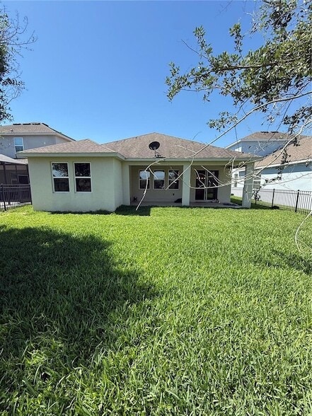 Building Photo - 14637 Maple Arch Ln