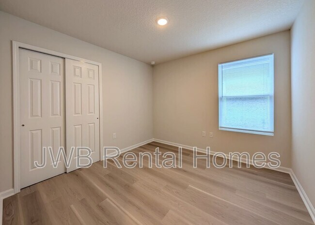 Building Photo - 1259 Bridier St