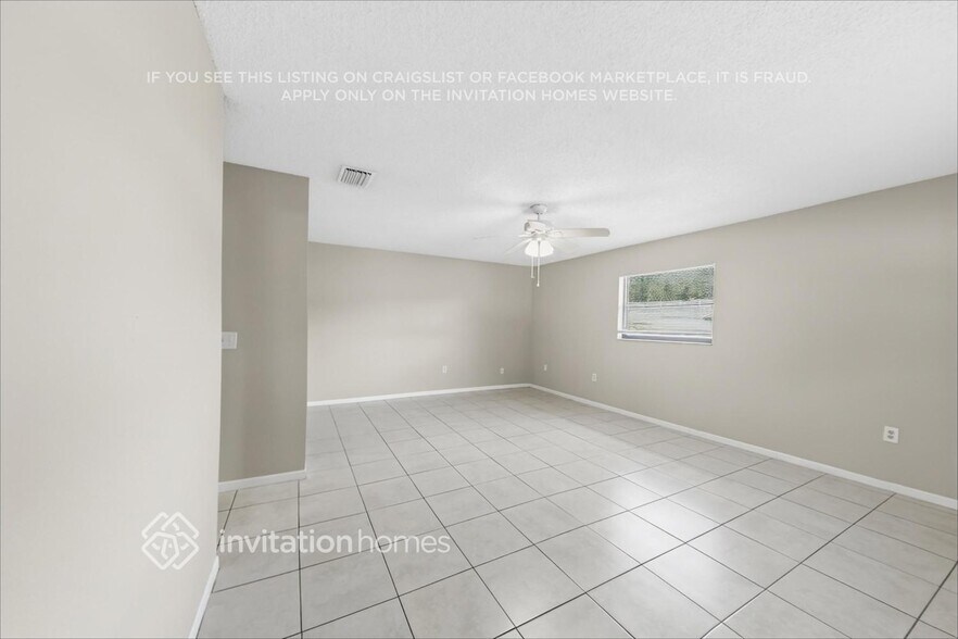 Building Photo - 555 Freeport Ave N