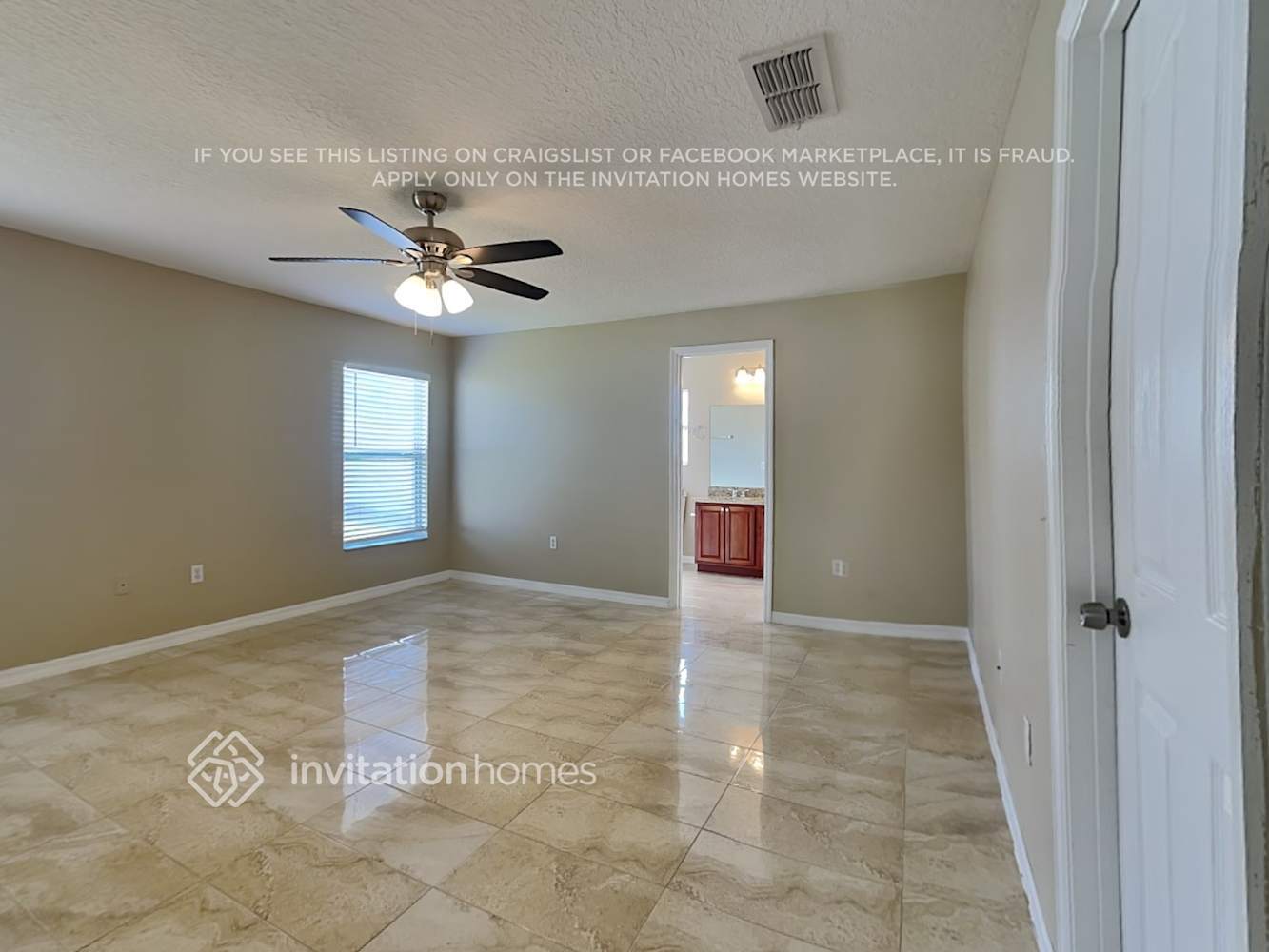 Building Photo - 3028 Park Ridge Ave