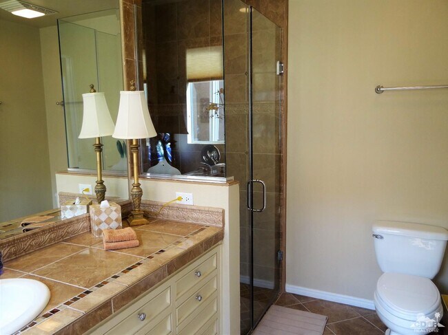 Building Photo - 47423 Medina Dr W