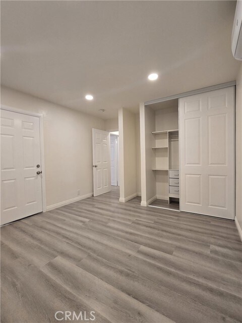 Building Photo - 422 W Graves Ave