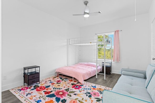 Building Photo - 4017 Ward St