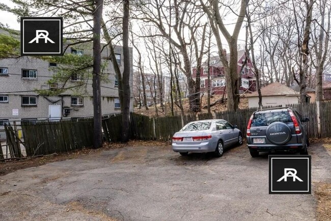 Building Photo - 3 bedroom in Brighton MA 02135